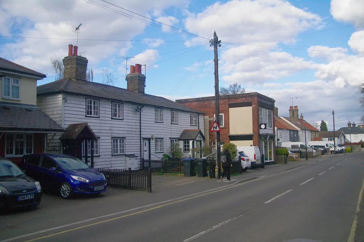 Harlow house prices: £313,497, £290k to £424k by area